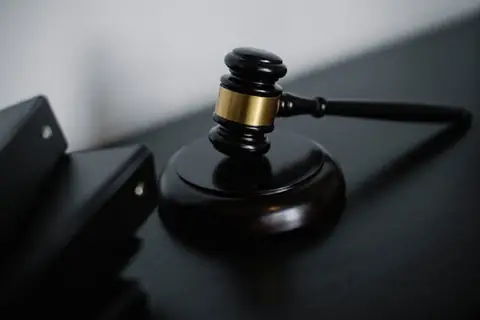 Pandemic Aid Lawsuits Surge as Small Businesses Demand Justice